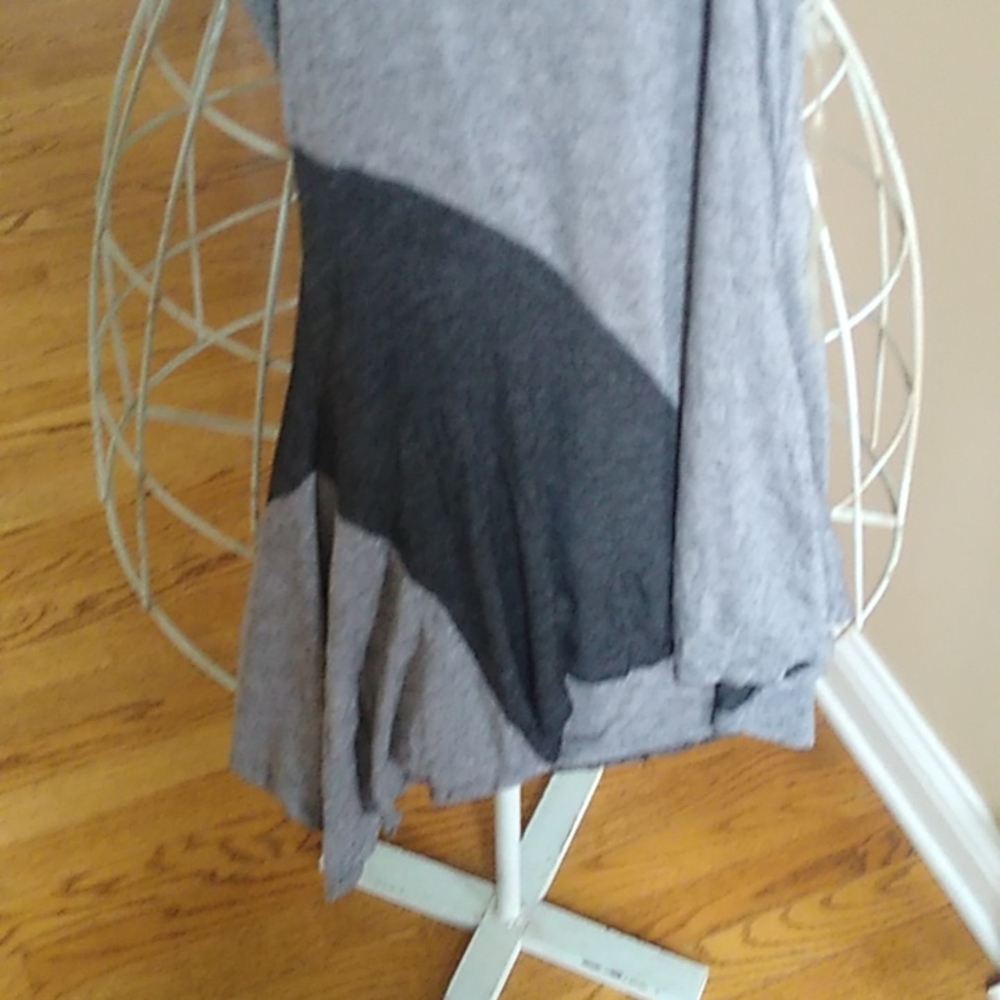 Contents Tank Top - Picture 7 of 13